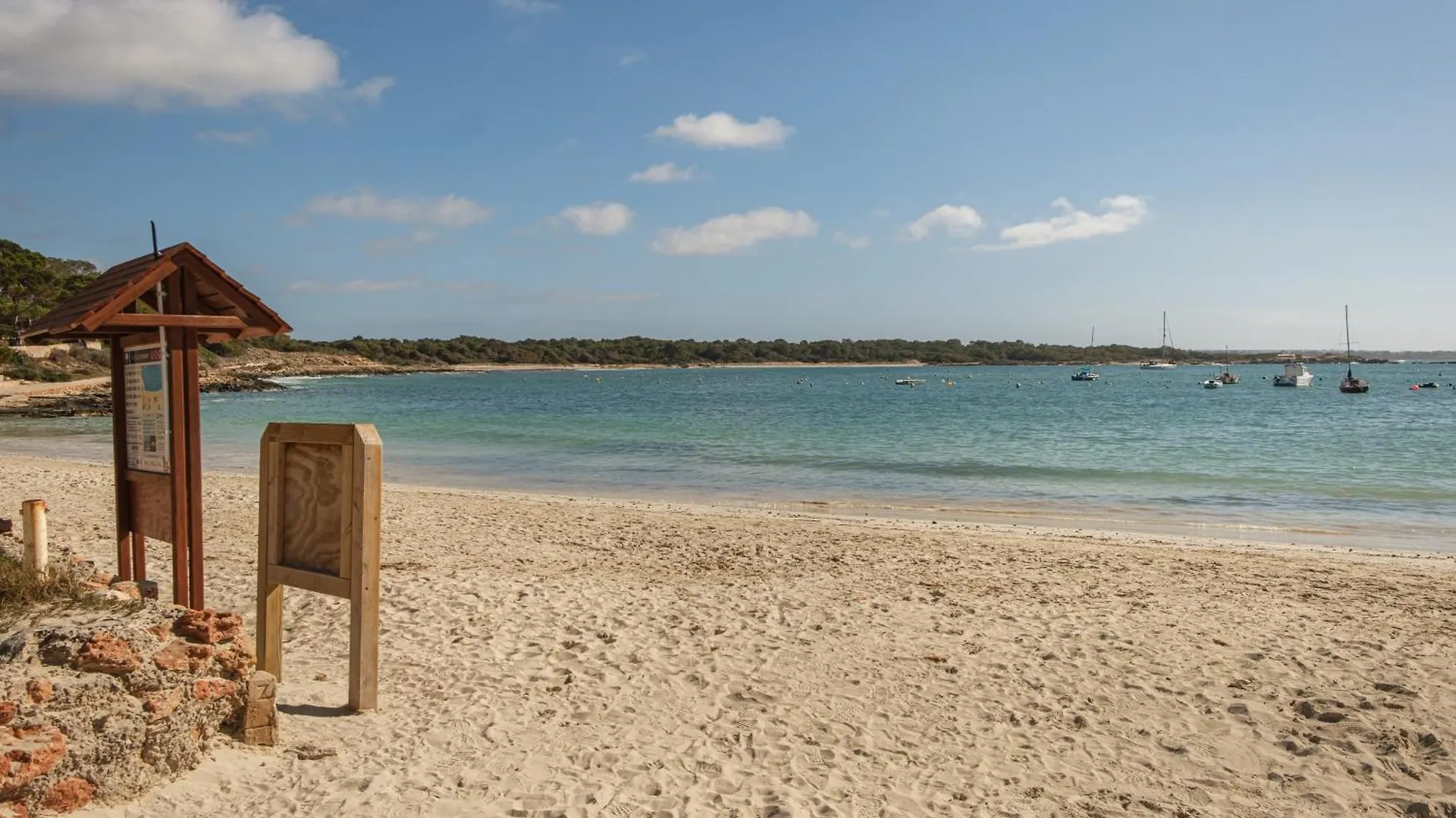 Holiday home Alma Libre Beach Apartment Colonia de Sant Jordi Spain