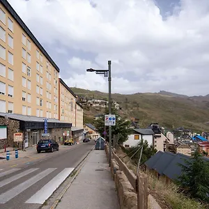 Nuevo Alcazaba: Vistas Impresionantes En Zona Media , Sierra Nevada España